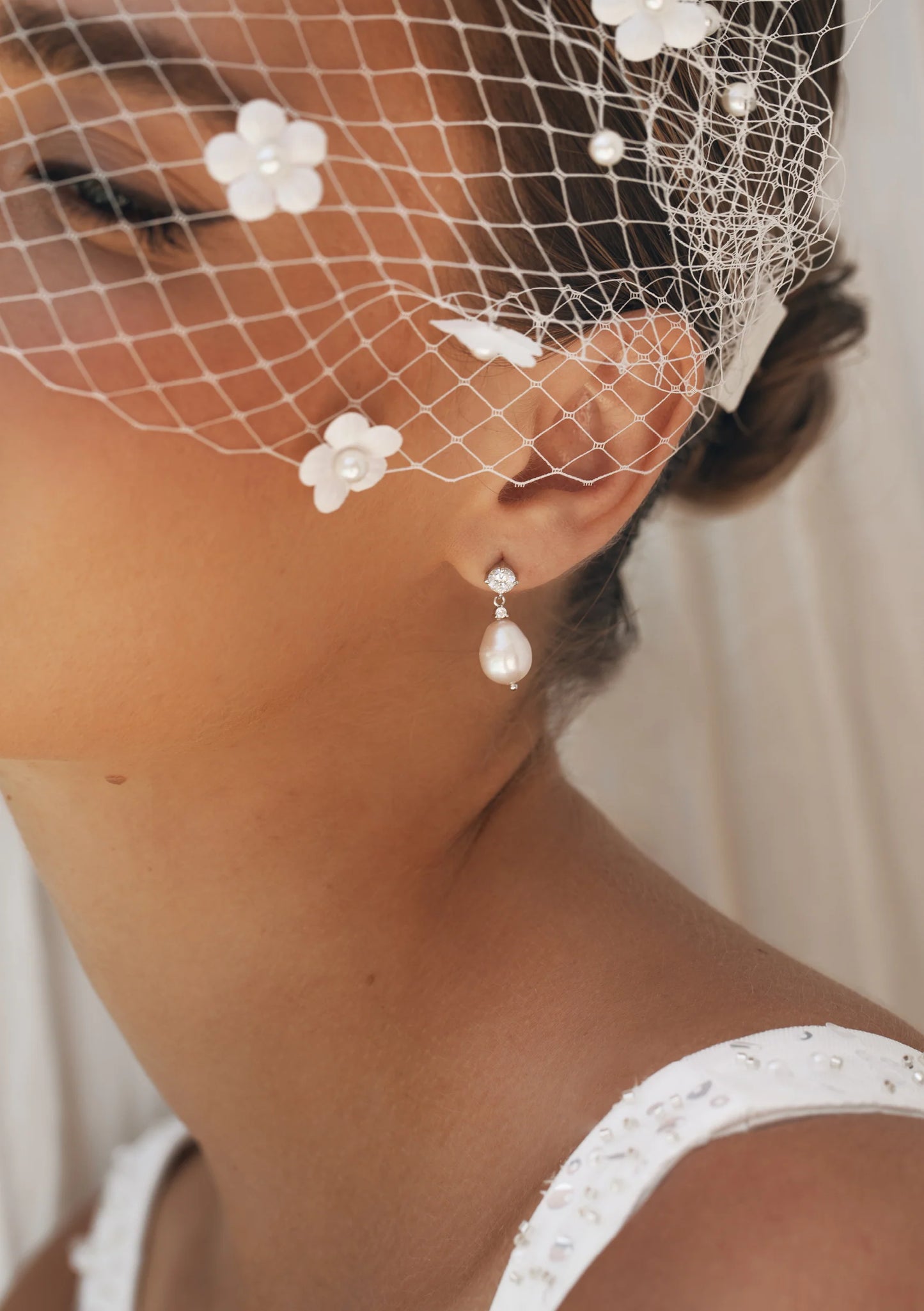 BROOKLYN CRYSTAL & PEARL BRIDAL EARRINGS SILVER