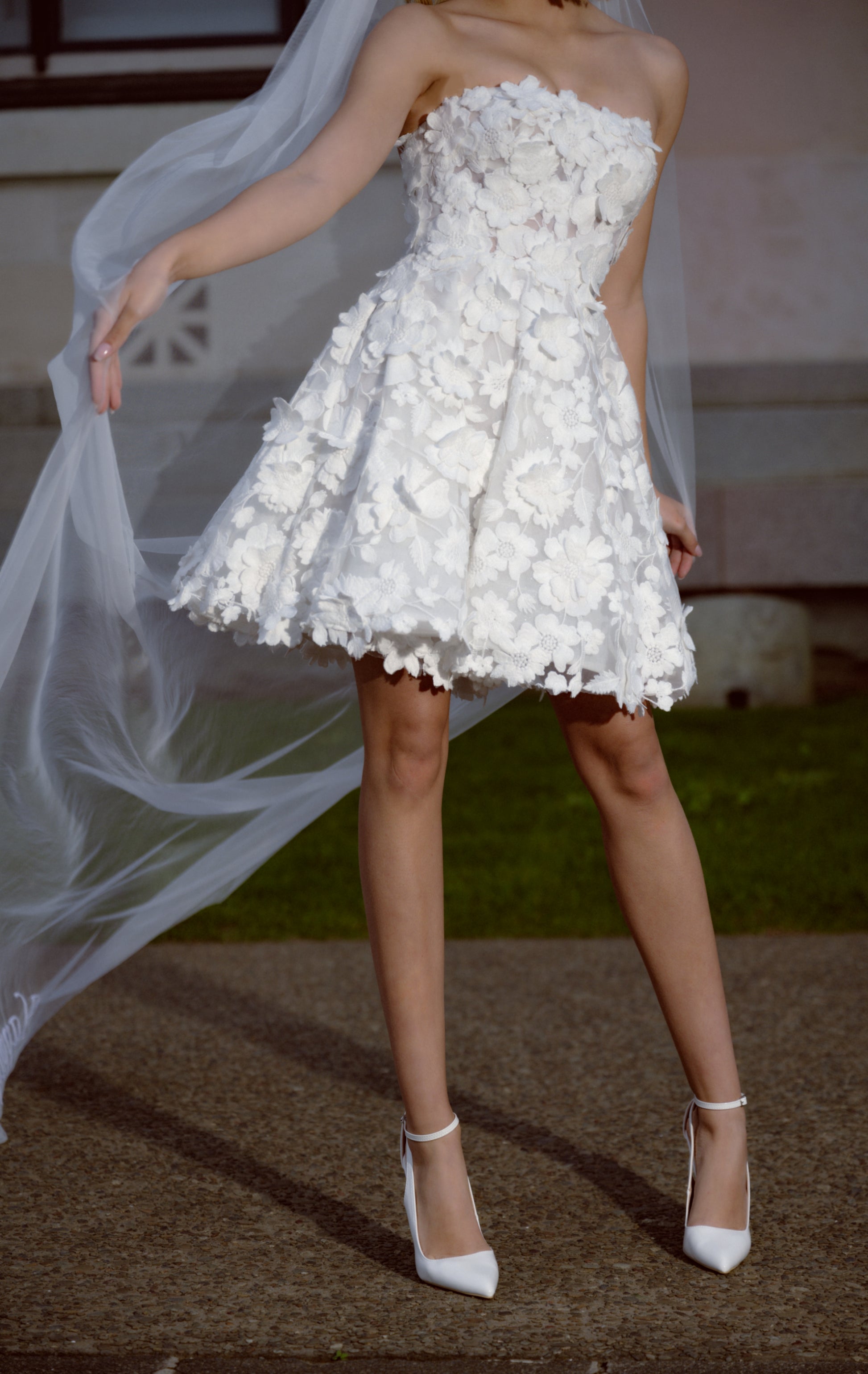 3d Floral A-line Mini bridal dress 