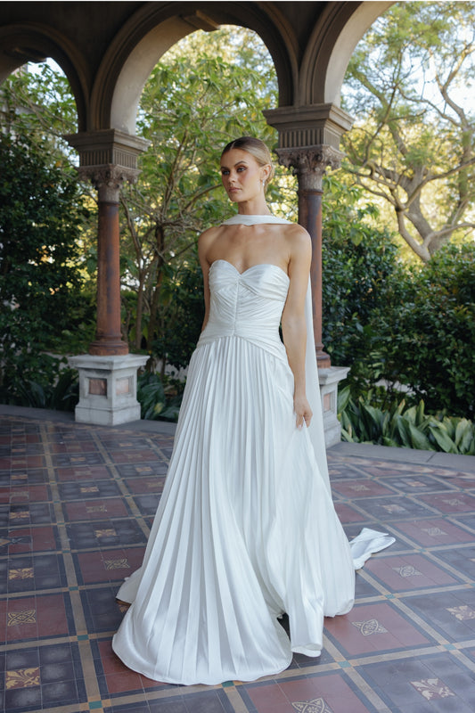 two piece wedding dress in pleated satin fabric, A line style, sweetheart neckline 