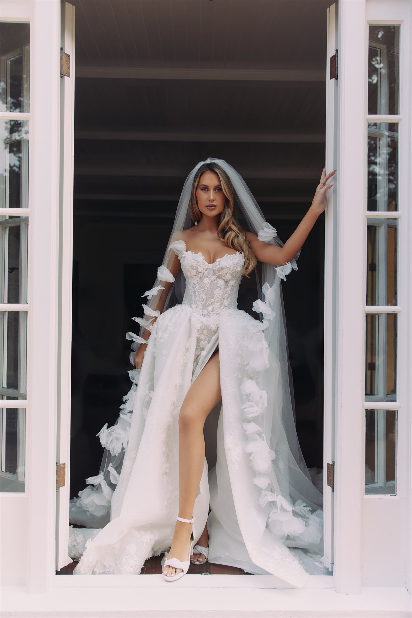 FAYE VEIL