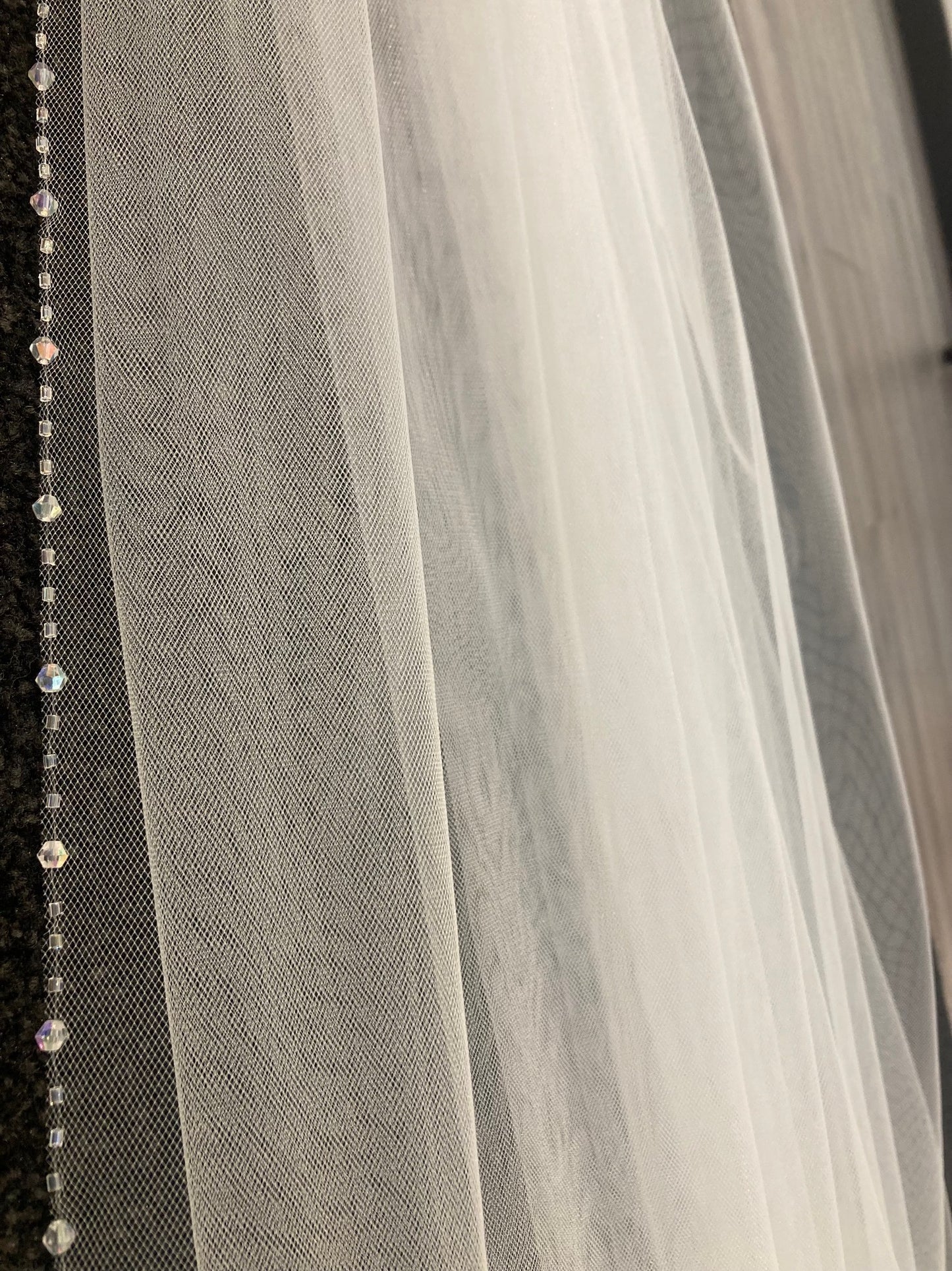 pippa veil close up of beaded edge