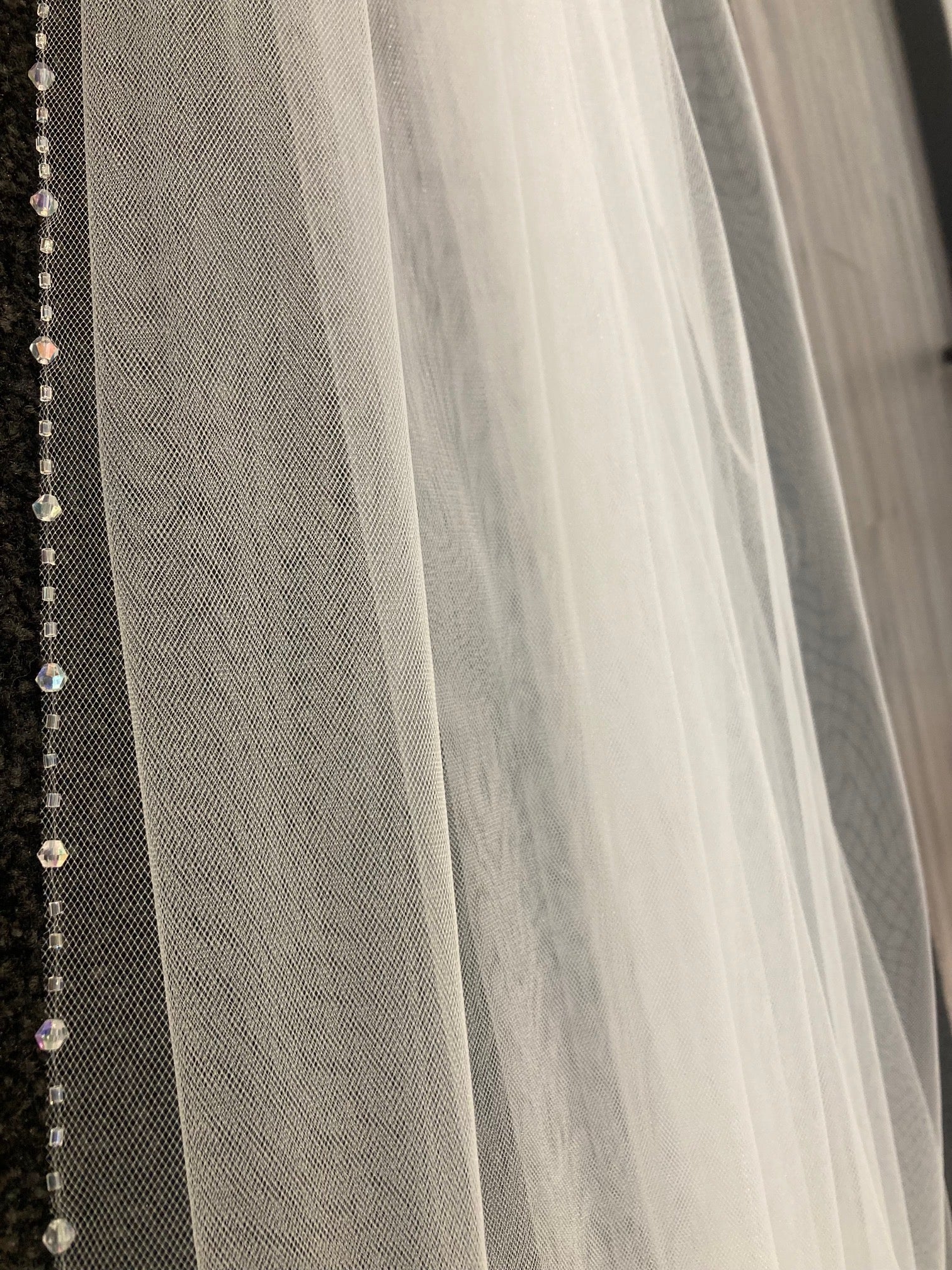 pippa veil close up of beaded edge