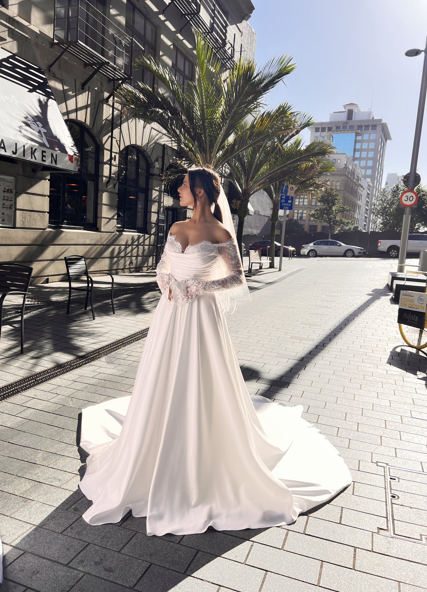 JASMINE Bridal gown - by Windsor collection Jessica Couture. A-line gown with slace sleeves and cups, sweetheart bodice. 