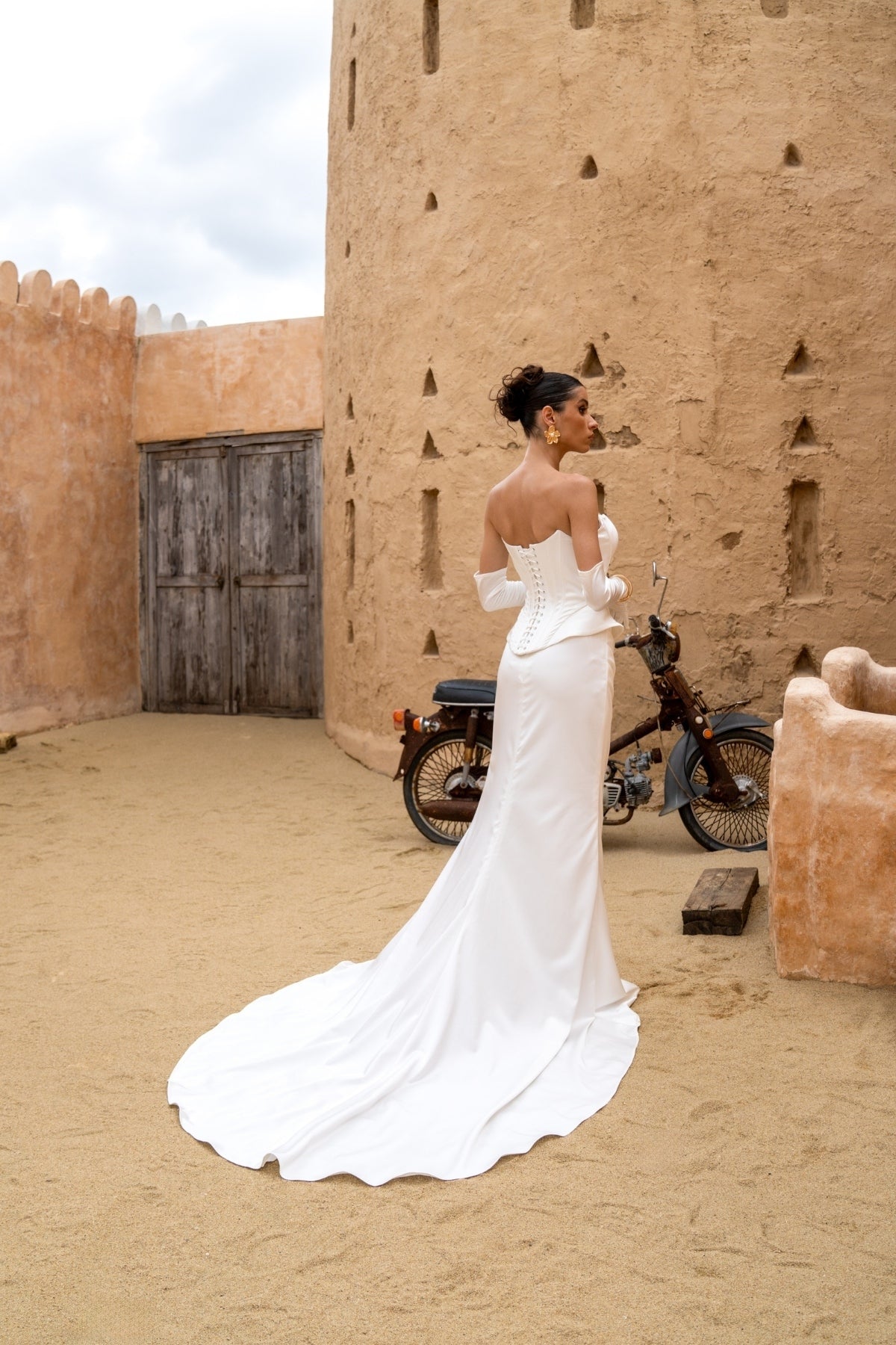 2 piece wedding gown, fitted style, minimal, corset boning. 