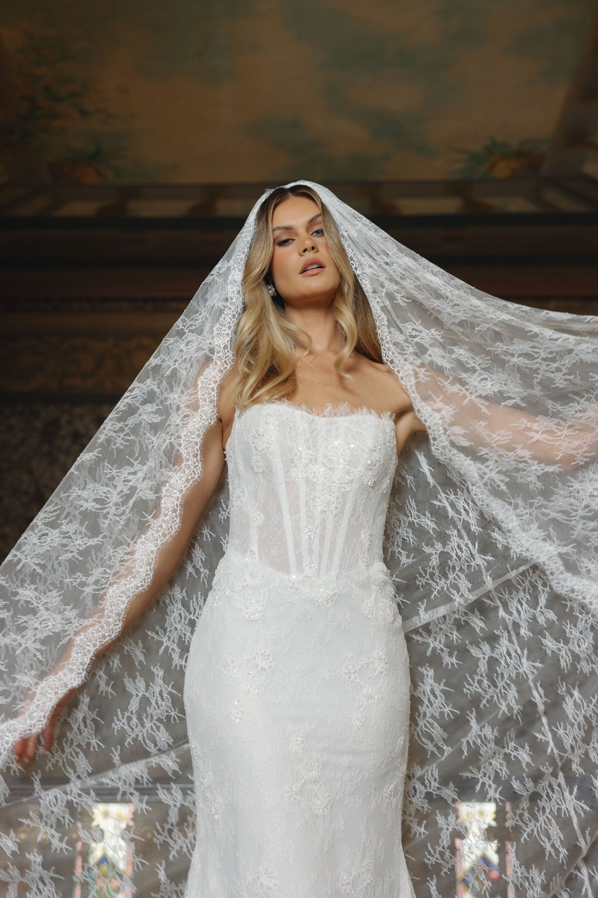 PAULA veil