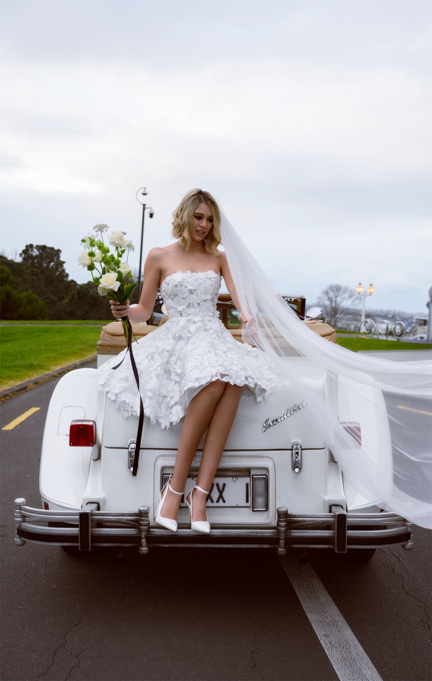 3d Floral A-line Mini bridal dress 