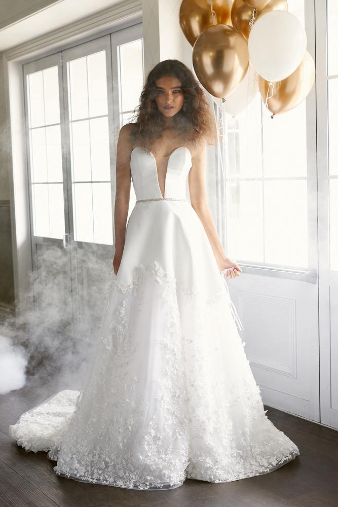 Lyndi - Jessica Couture  